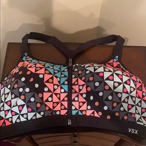 Woman’s VS Sports Bra